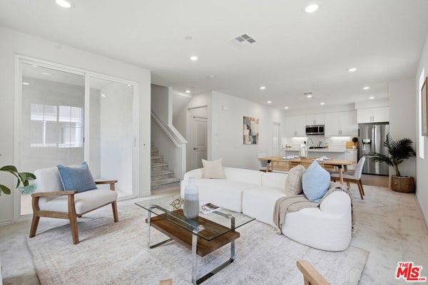 1426 RELIANCE, CARSON, CA 90746 - Image 5d998bef1ee22d939a4e18a80e5ea848/2904290389