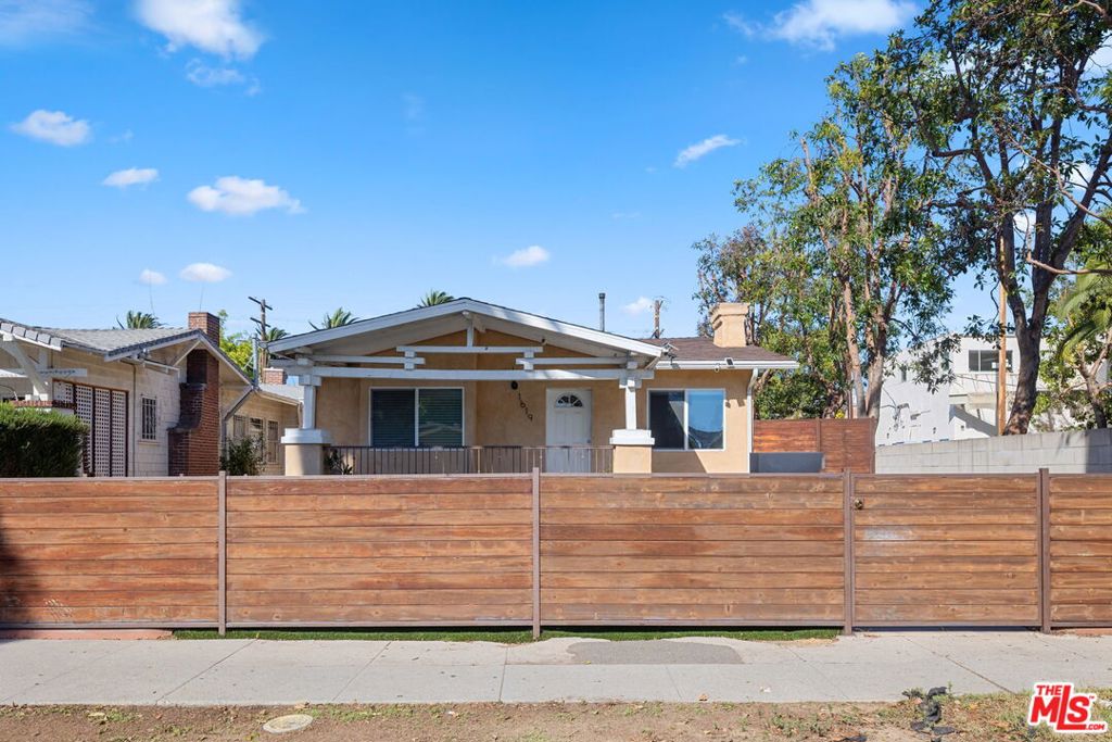 1619 W 39th Street