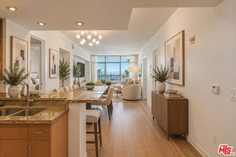 13700 Marina Pointe Drive 1411