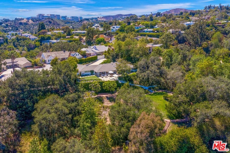 224 Glenroy Place