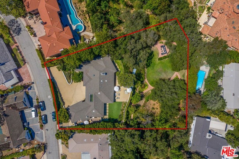 224 Glenroy Place