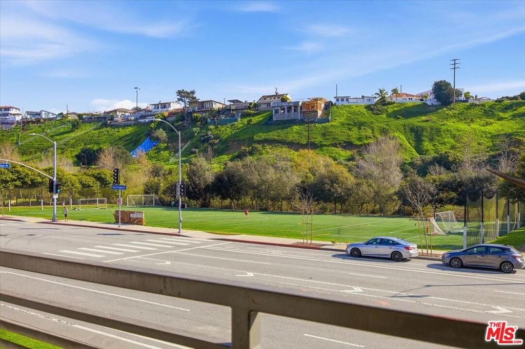 12705 Bluff Creek Drive 1