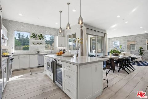 12705 Bluff Creek Drive 1 Playa Vista CA 90094