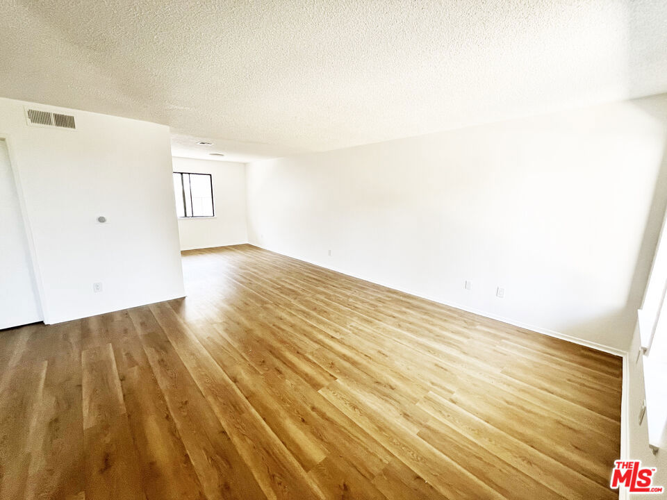 Properties 4 4180 Marlton Avenue 14