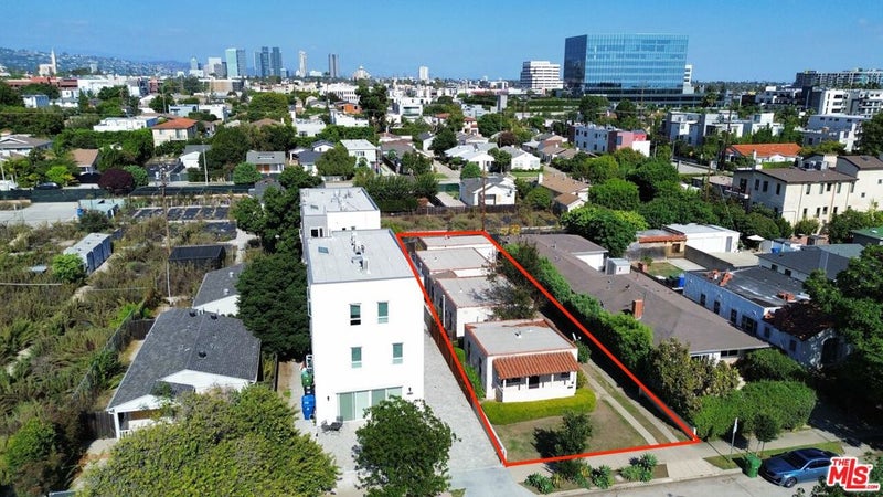 2030 Federal Avenue