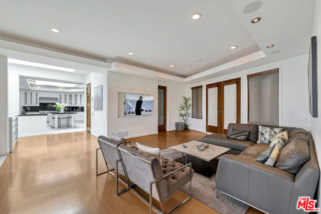 8827 Evanview Drive