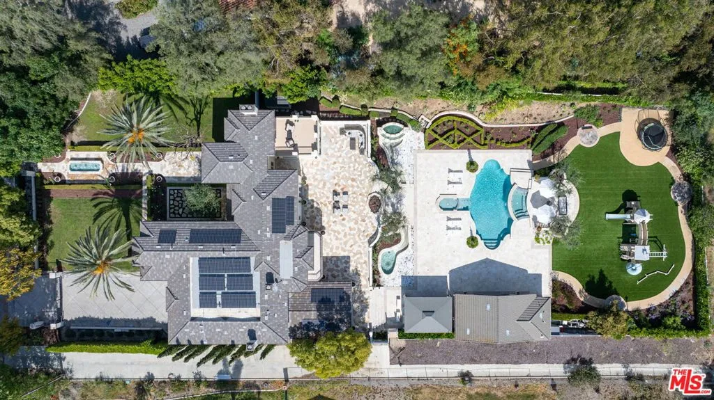 Yorba Linda, California 92886, United States, 7 Bedrooms Bedrooms, ,7 BathroomsBathrooms,Residential,Active,4938