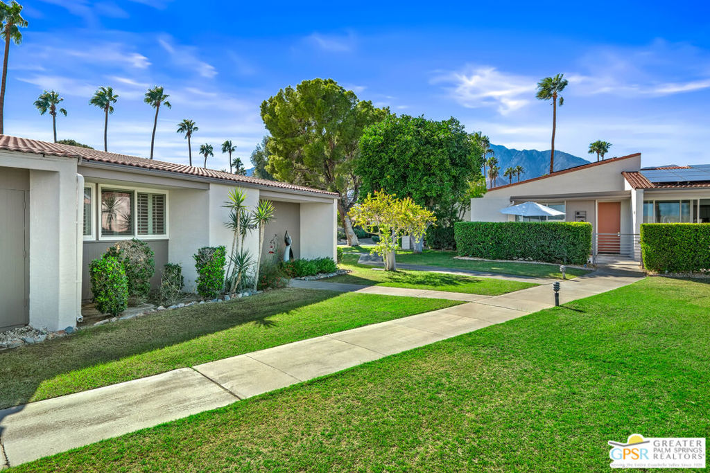 2522 N Whitewater Club Drive D