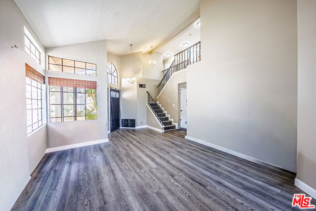 15606 Meadow Drive