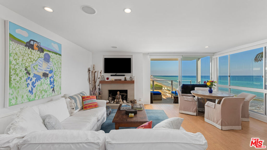 22548 Pacific Coast Highway 214