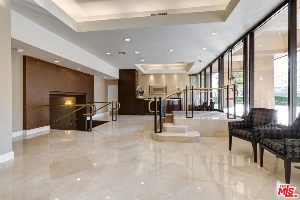 10590 Wilshire Boulevard 504