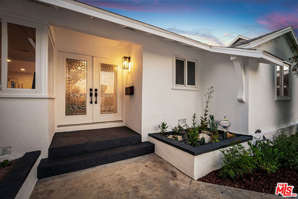 6629 Bobbyboyar Avenue