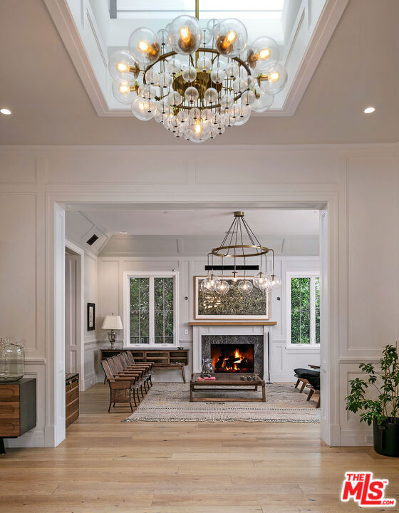 2333 Mandeville Canyon Road