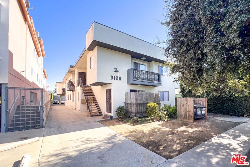 3126 S Canfield Avenue
