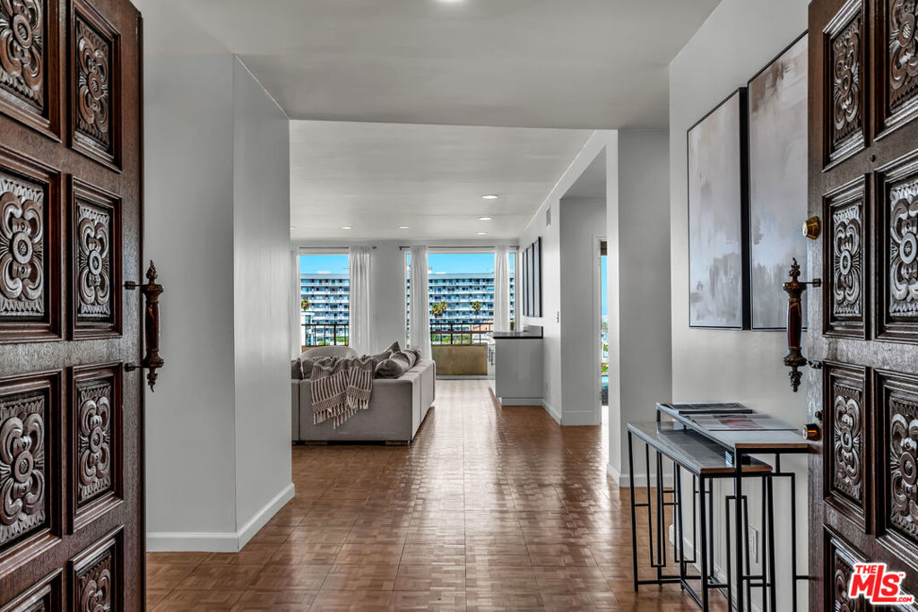 339 N Palm Drive 504