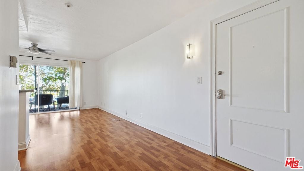 300 Cagney Lane 215