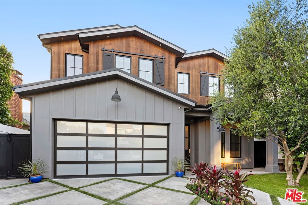 833 N Sierra Bonita Avenue