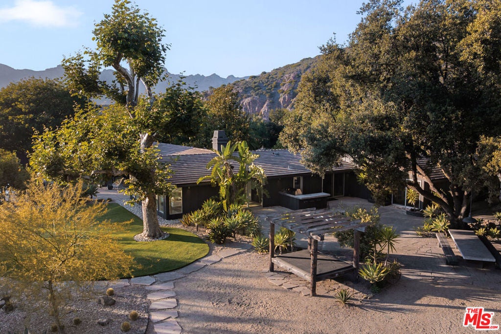12460 Yellow Hill Road