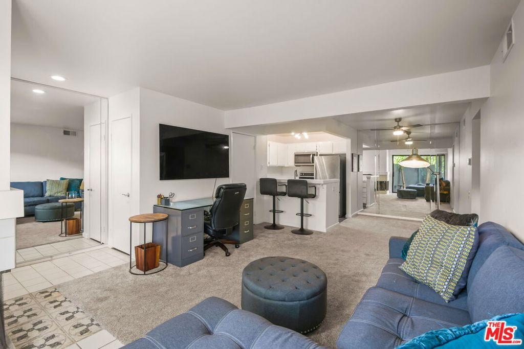 2506 Chandler Avenue 255