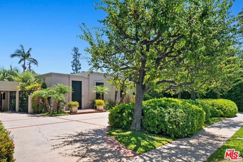 524 N Canon Drive