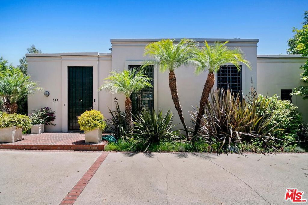 524 N Canon Drive
