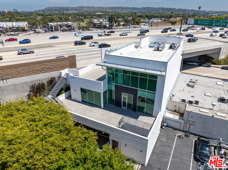 Properties 2 11259 W Washington Boulevard