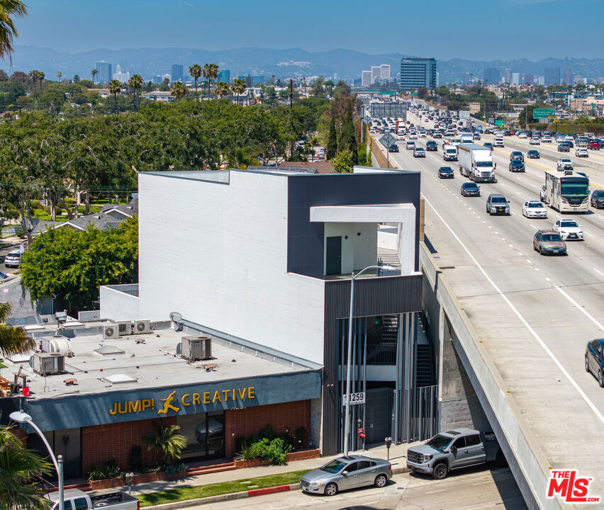 Properties 4 11259 W Washington Boulevard