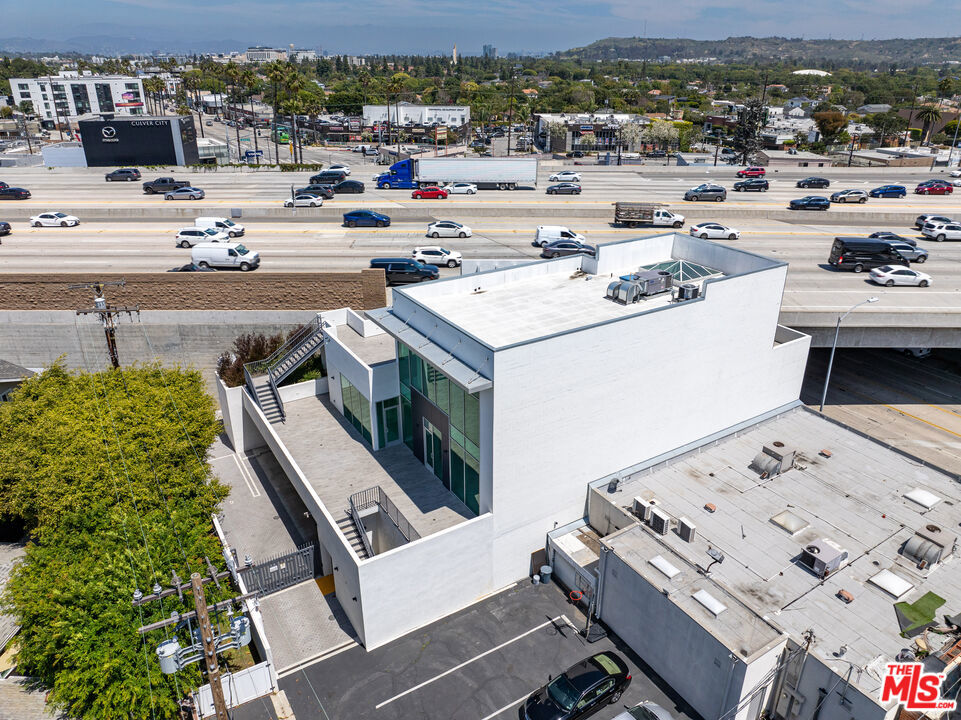 Properties 3 11259 W Washington Boulevard