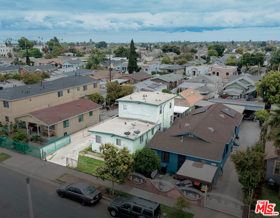 1166 E 64th Street