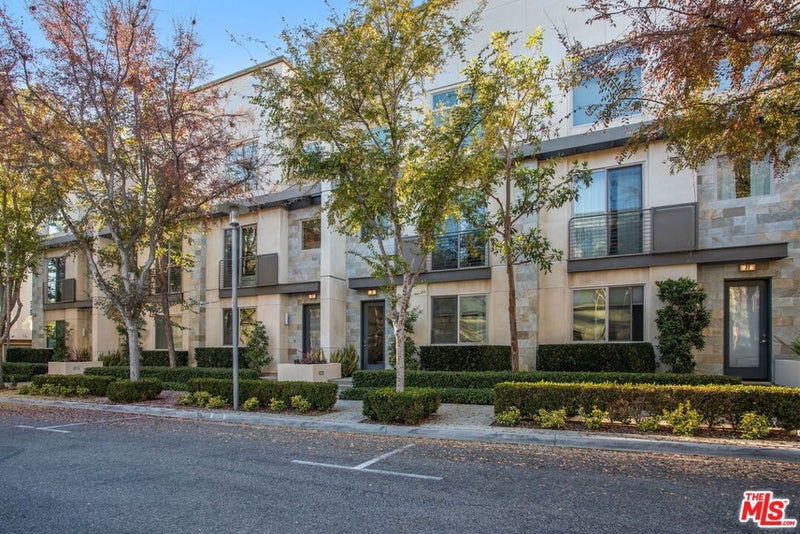 25 Delancy