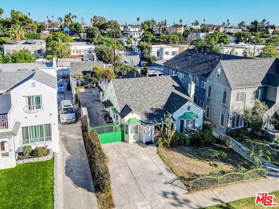 1128 S Citrus Avenue