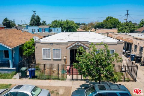 1139 E 68th Street Los Angeles CA 90001
