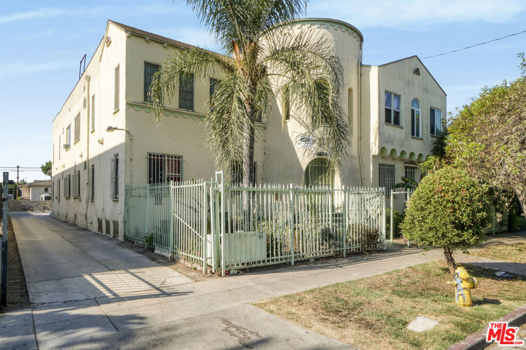 4038 Marathon Street