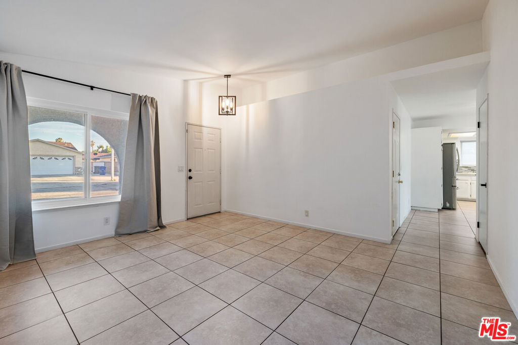 1121 Chagal Avenue