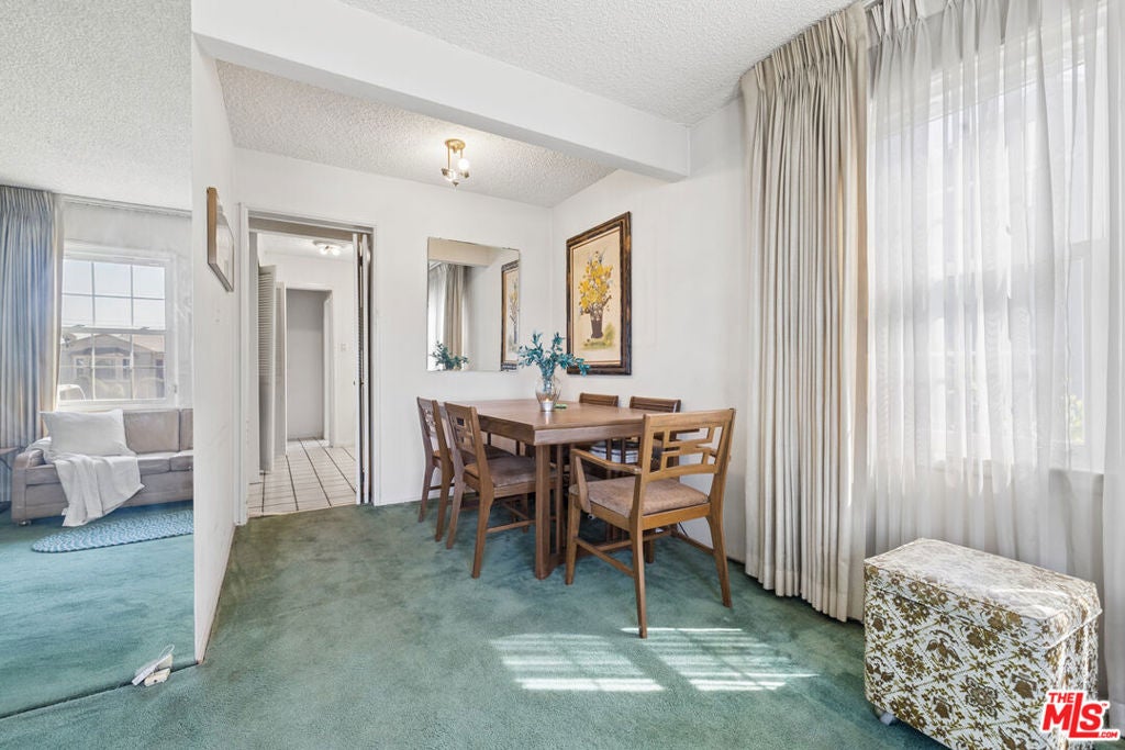 849 E 118th Place