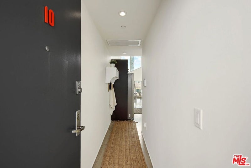 803 Wilcox Avenue 10
