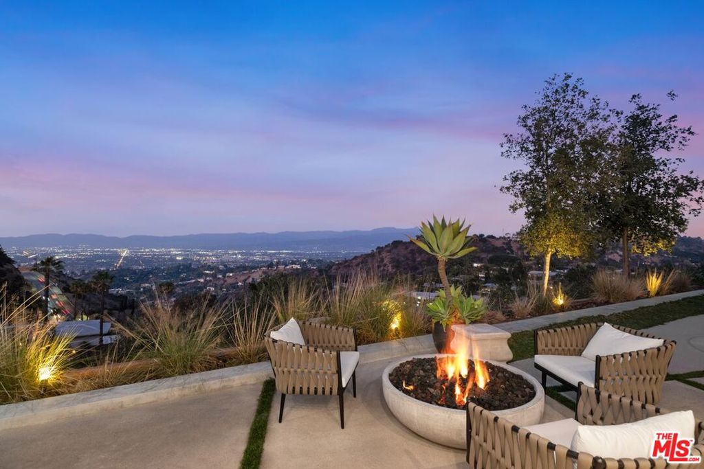 Properties 1 8545 Charl Lane