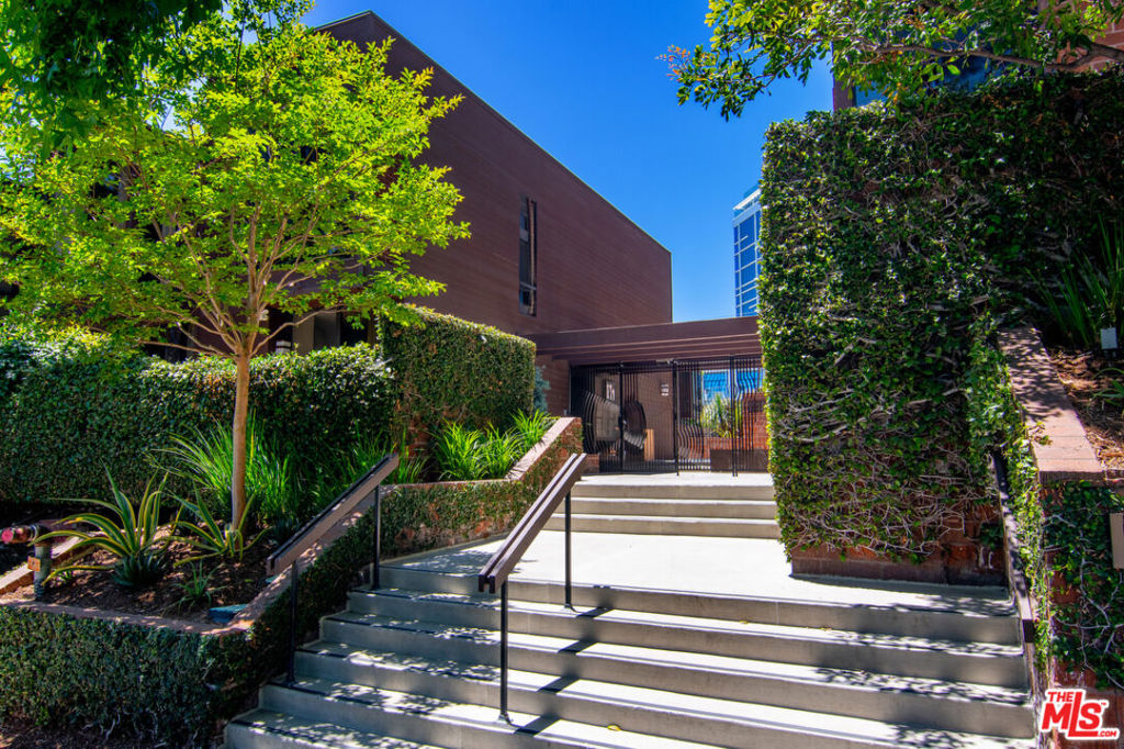 1033 Carol Drive T13