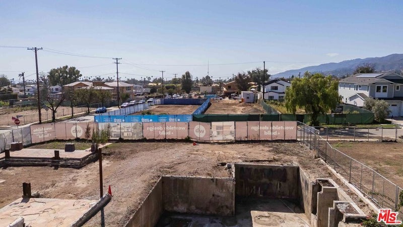 906 Kagawa Street