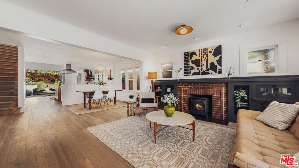 2725 6th Street