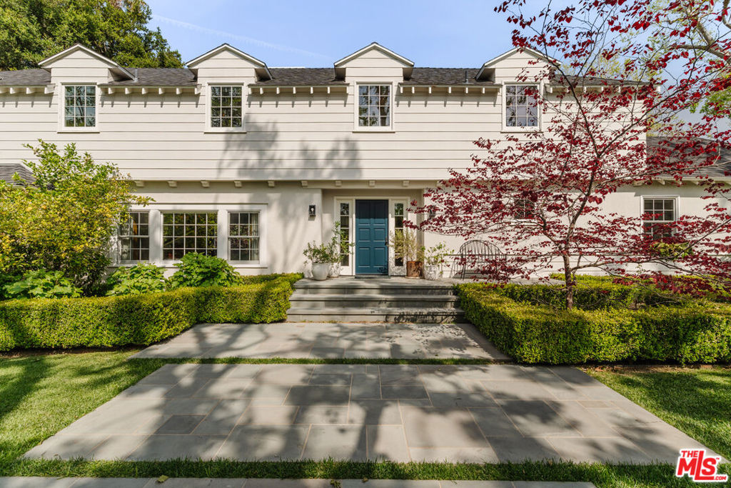 Properties 3 4106 Longridge Avenue