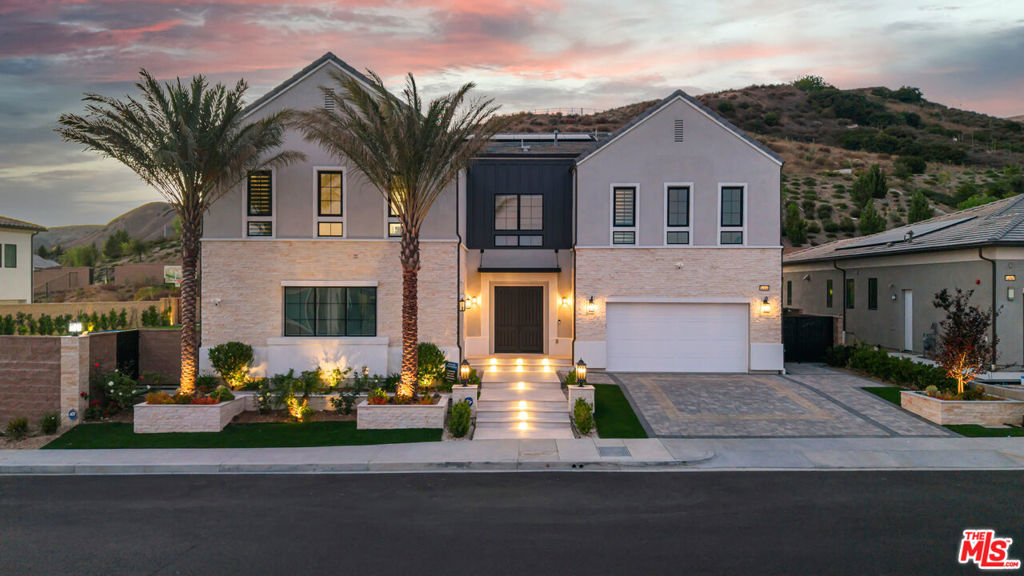 Properties 2 12553 N Ridgeline Road