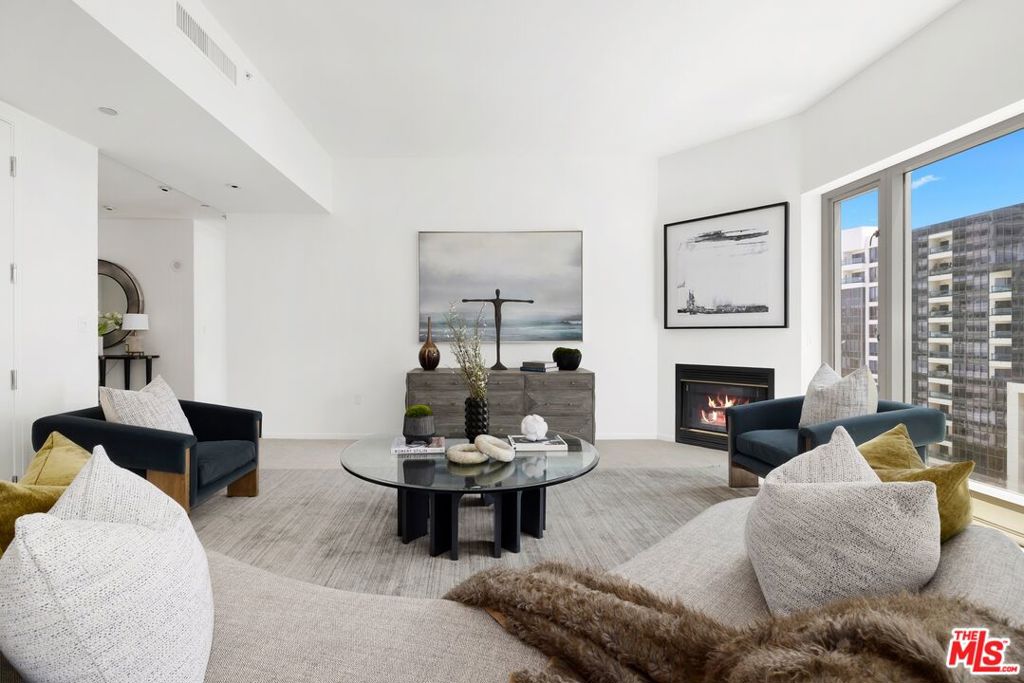 10727 Wilshire Boulevard 1001