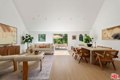 3945 Franklin Street La Crescenta CA 91214