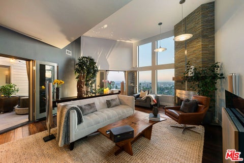 Photo of 5677 Spreading Oak Drive, Los Angeles, CA 90068 (MLS # 26843789)