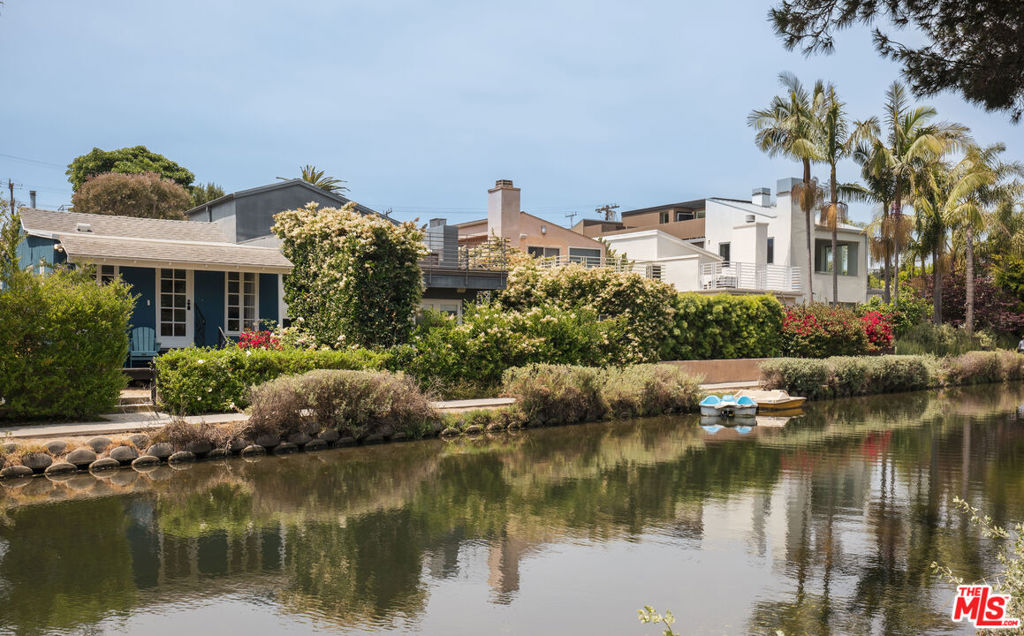 3003 Grand Canal