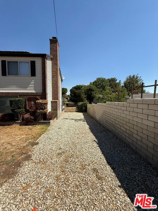 4855 W Avenue