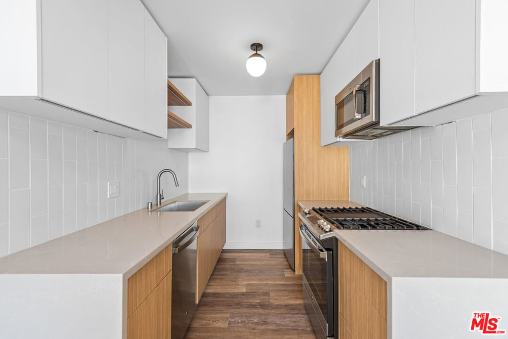 Properties 4 1563 Gordon Street