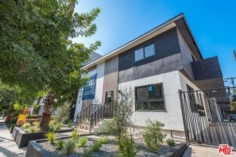 1563 Gordon Street Los Angeles CA 90028