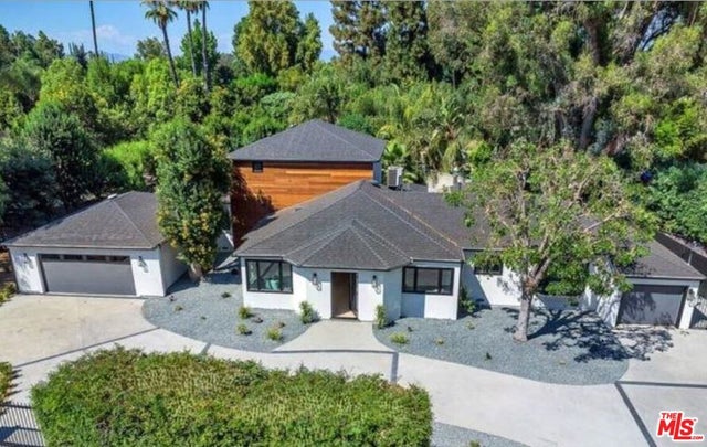 19061 Wells Drive, Los Angeles